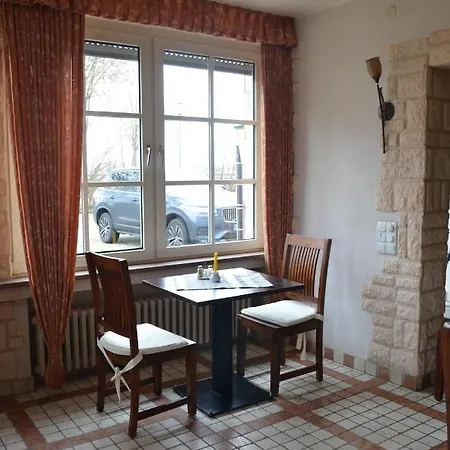 Eggersheimer Hof Hotel *